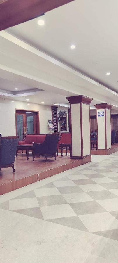 Hotel Bhimas Paradise Τιρουπάτι Εξωτερικό φωτογραφία